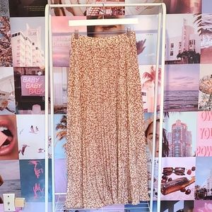 One loved babe Flowy leopard print maxi skirt